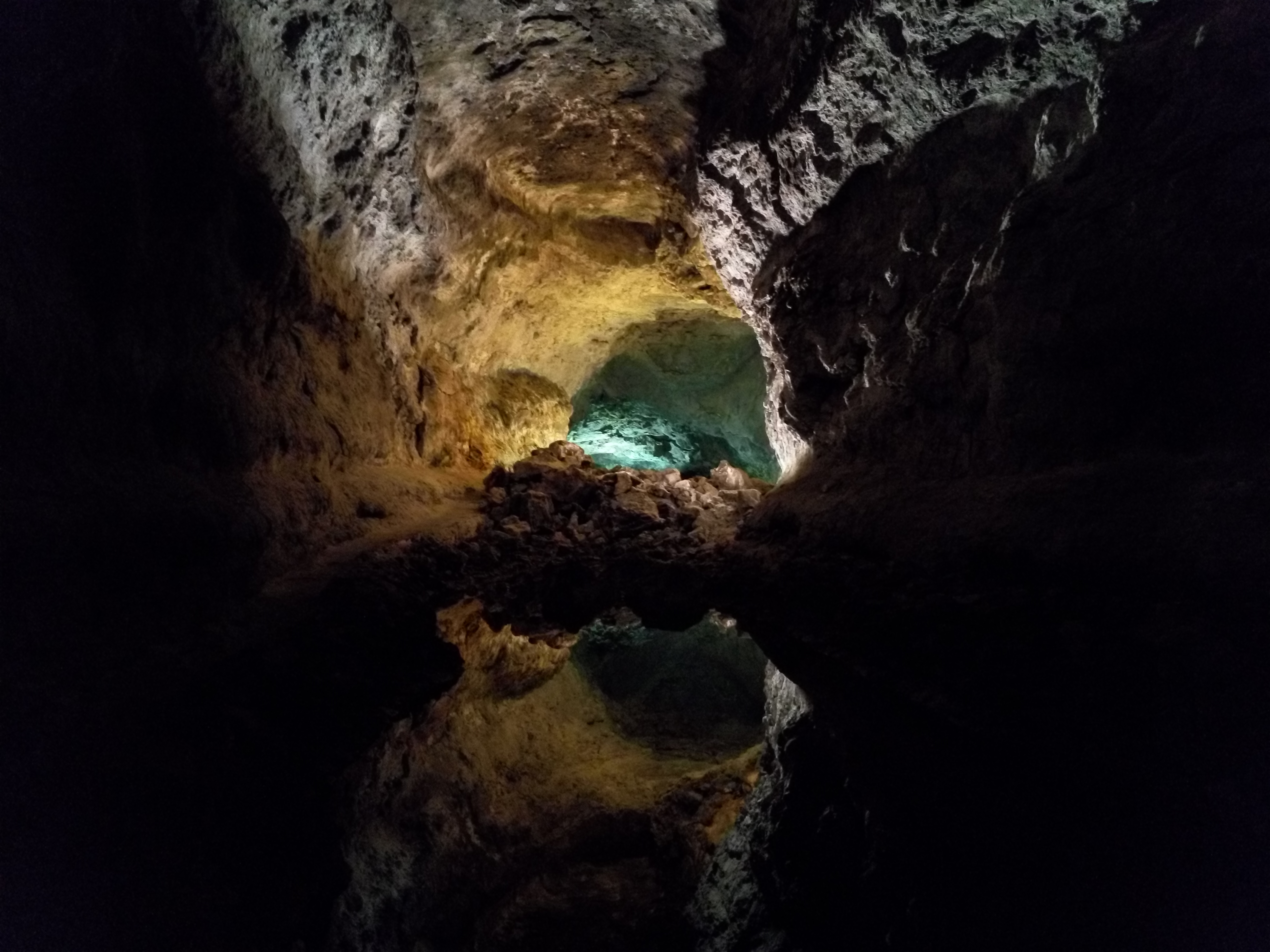 cueva de los verdes